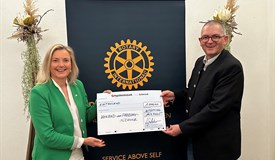 Präsidentin Anette Hopf und Sonderschulrektor Werner Pangerl